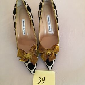 Manolo Blahnik Contina Size 38